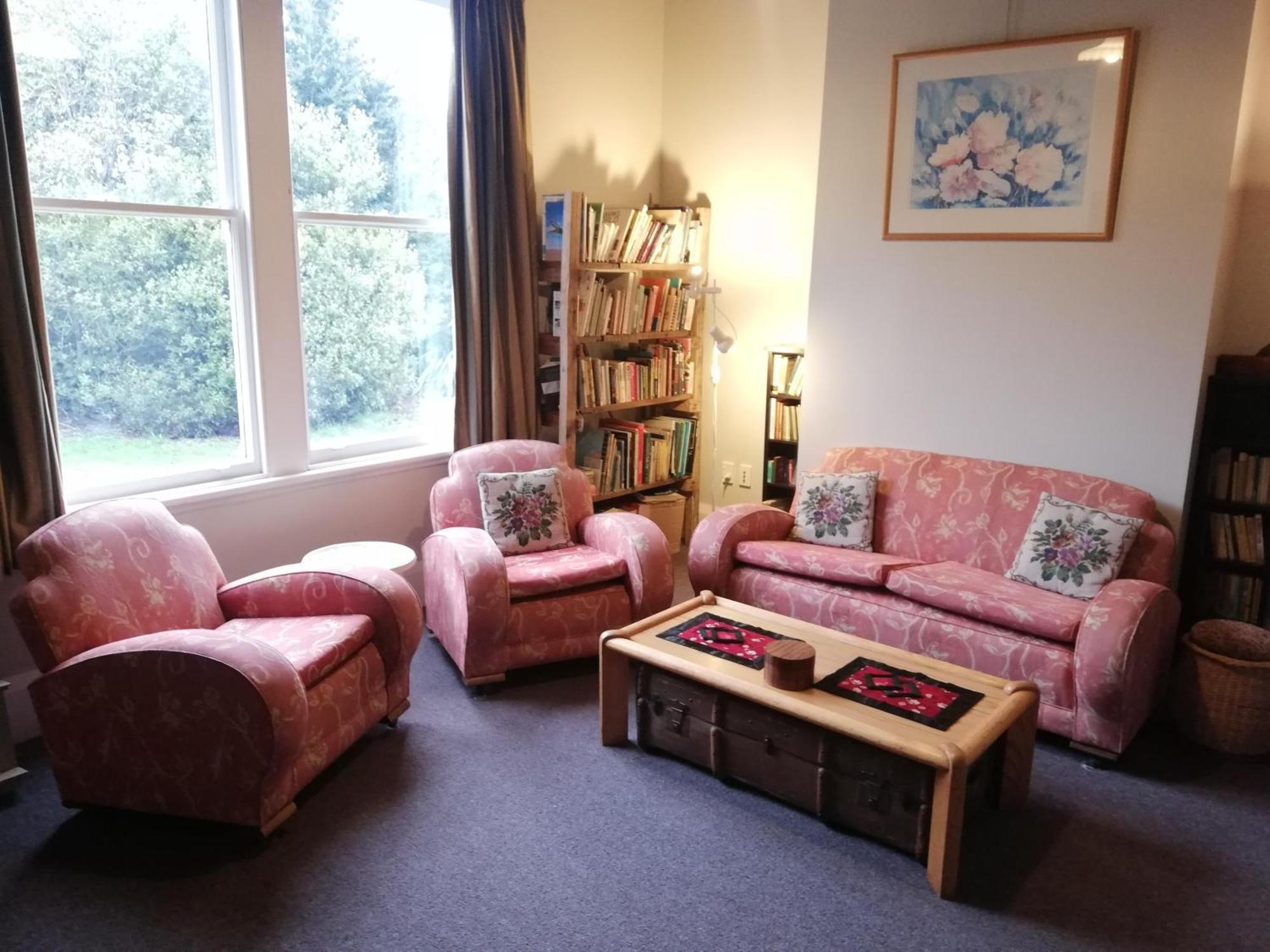 Te Anau Lodge Ngoại thất bức ảnh