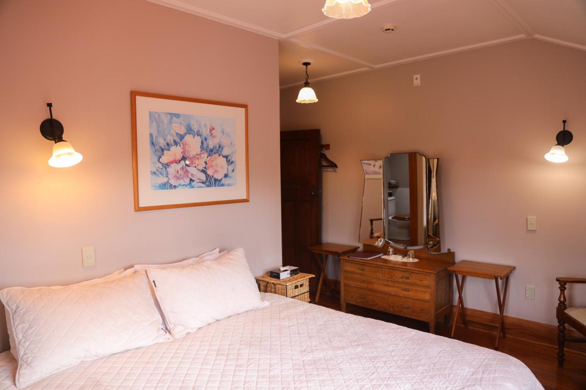 Te Anau Lodge Ngoại thất bức ảnh