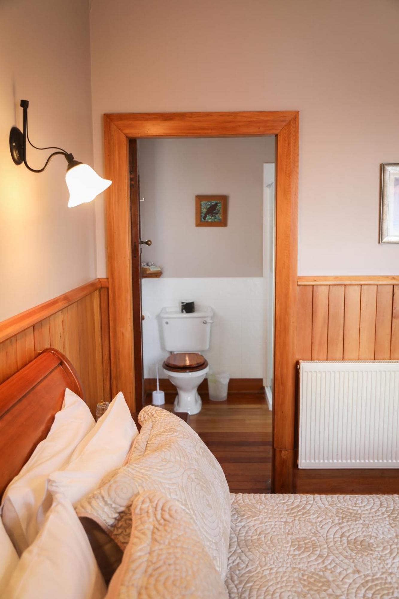 Te Anau Lodge Ngoại thất bức ảnh