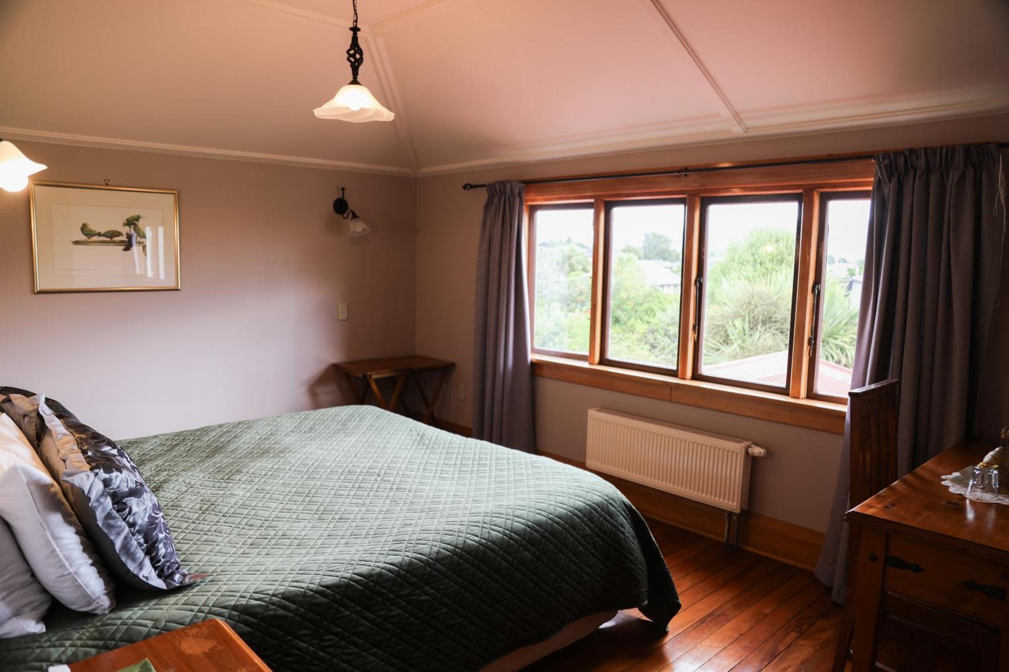 Te Anau Lodge Ngoại thất bức ảnh