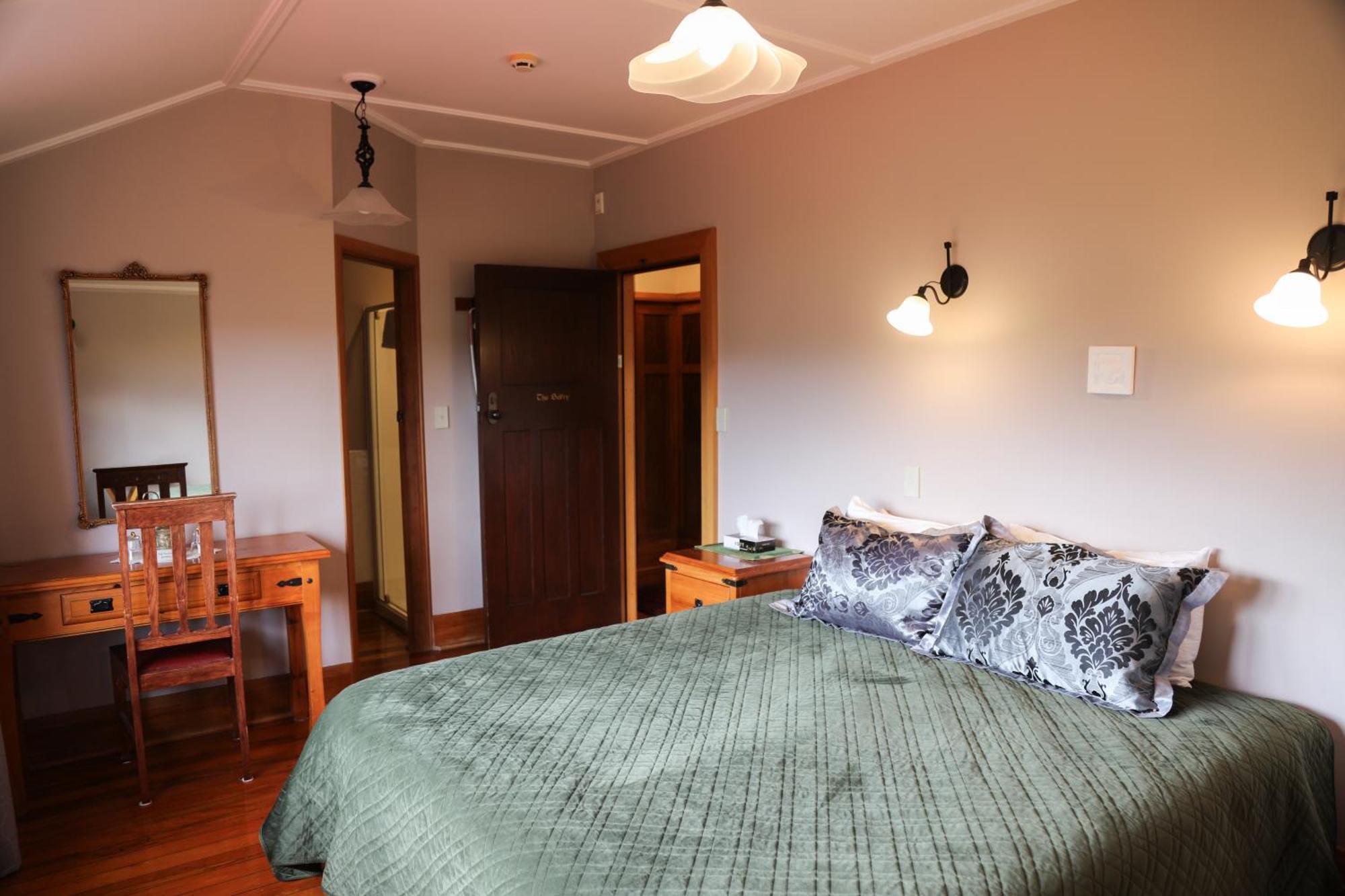 Te Anau Lodge Ngoại thất bức ảnh