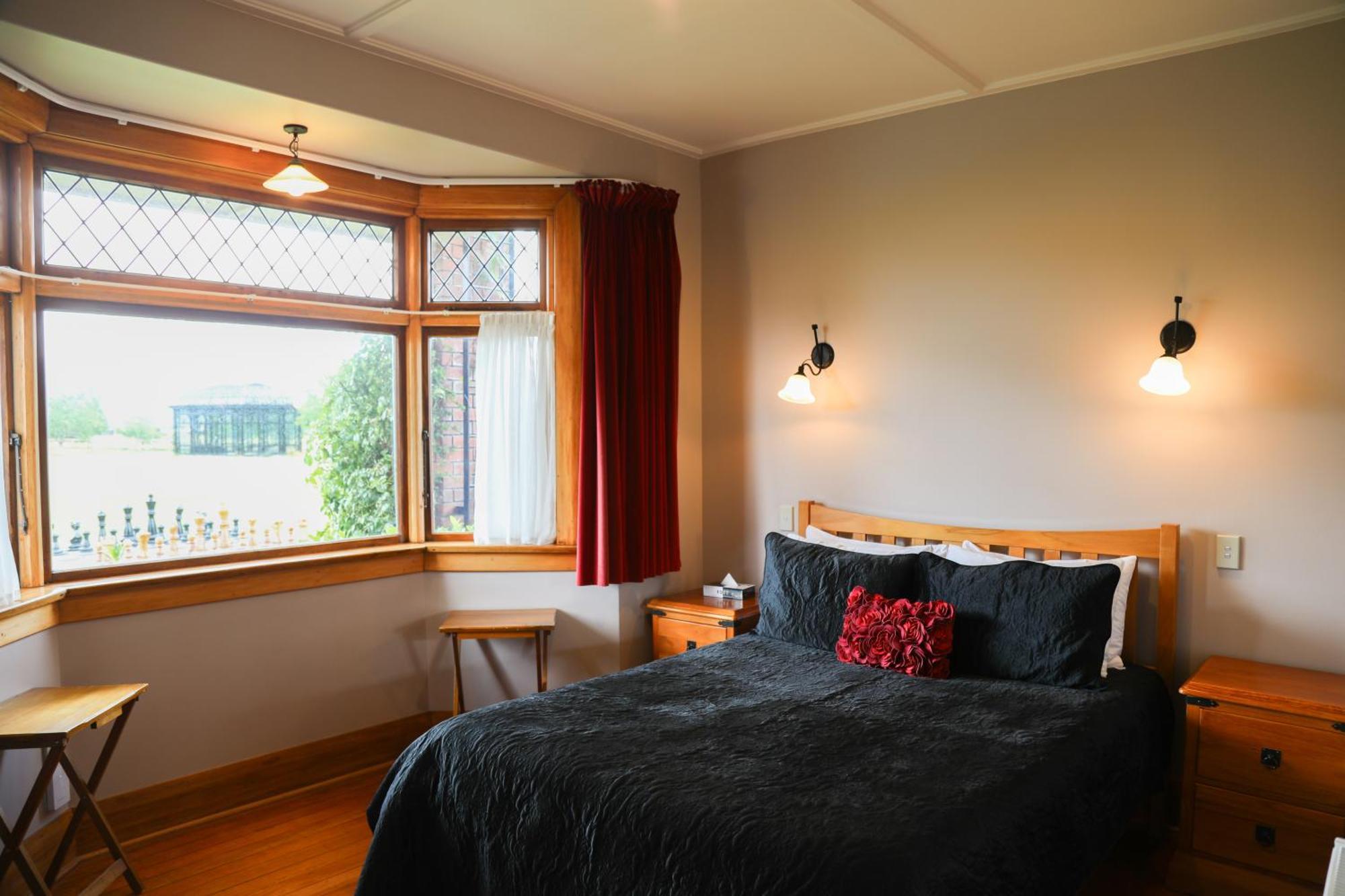 Te Anau Lodge Ngoại thất bức ảnh