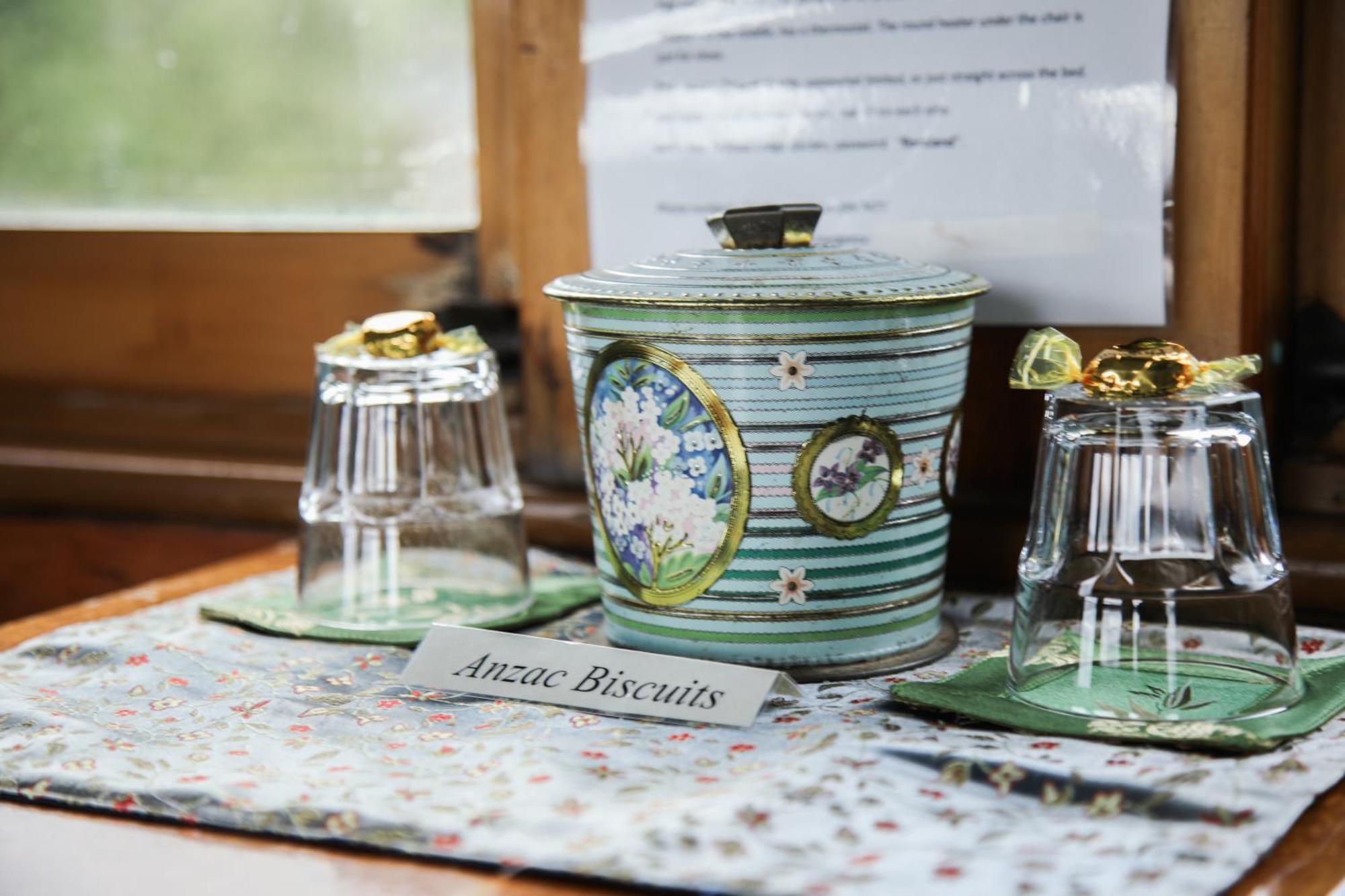 Te Anau Lodge Ngoại thất bức ảnh