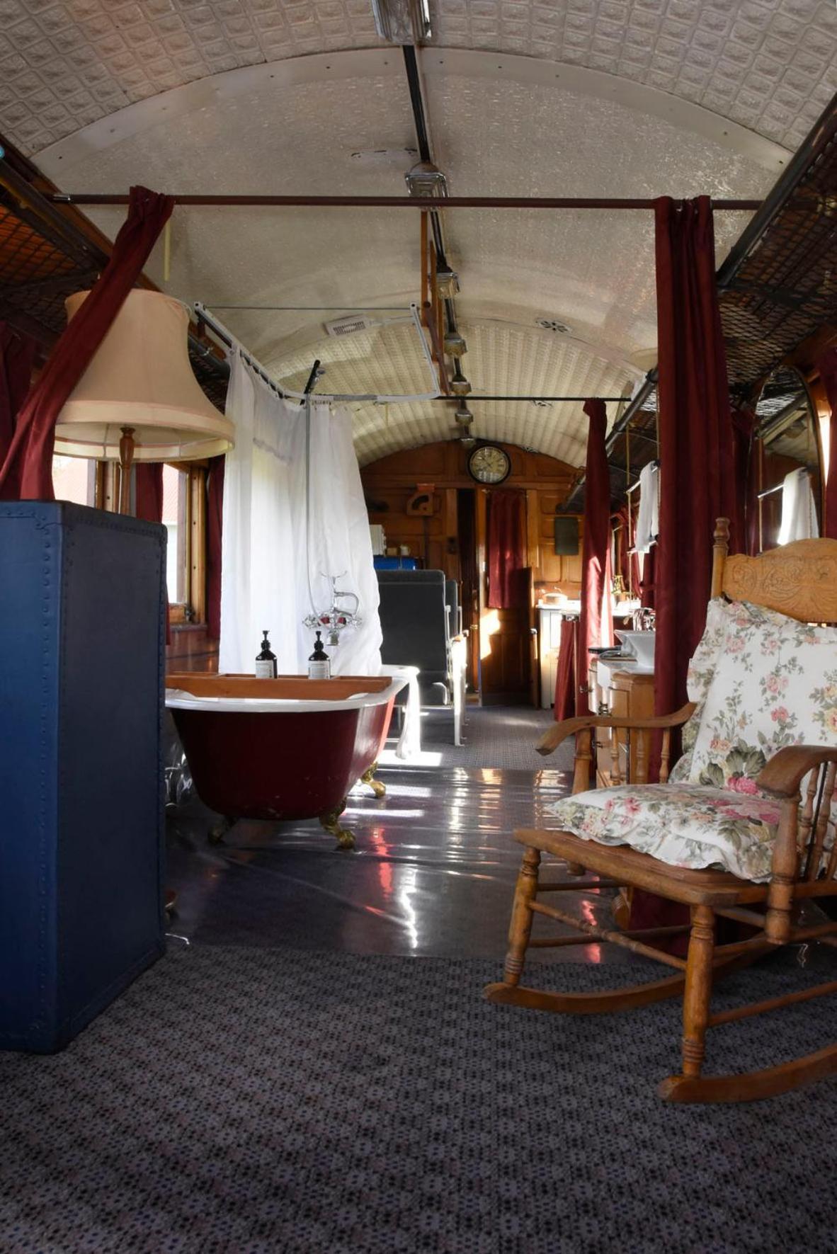 Te Anau Lodge Ngoại thất bức ảnh